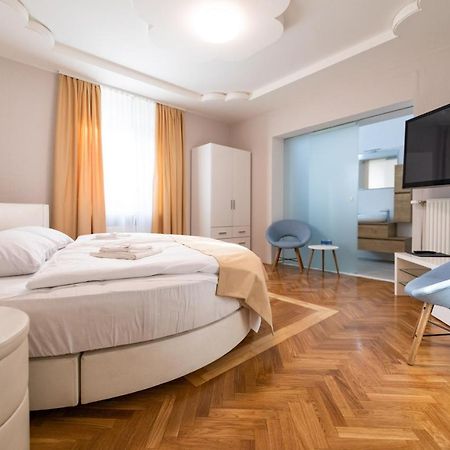 Apartments And Rooms Rubina Ljubljana Exterior photo